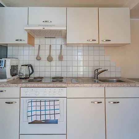 Haus Bernadette Ii アパート *